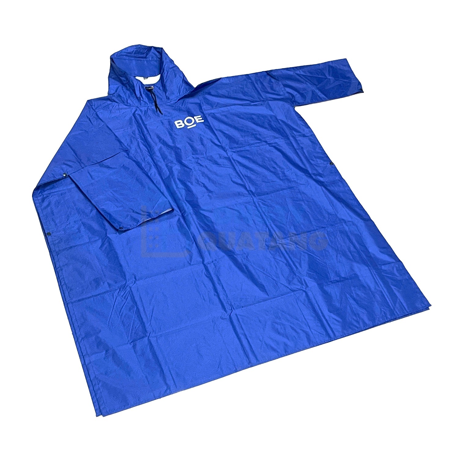 Custom rainwear keeps employees dry, comfortable and prepared during business travel Custom rainwear keeps employees dry, comfortable and prepared during business travel